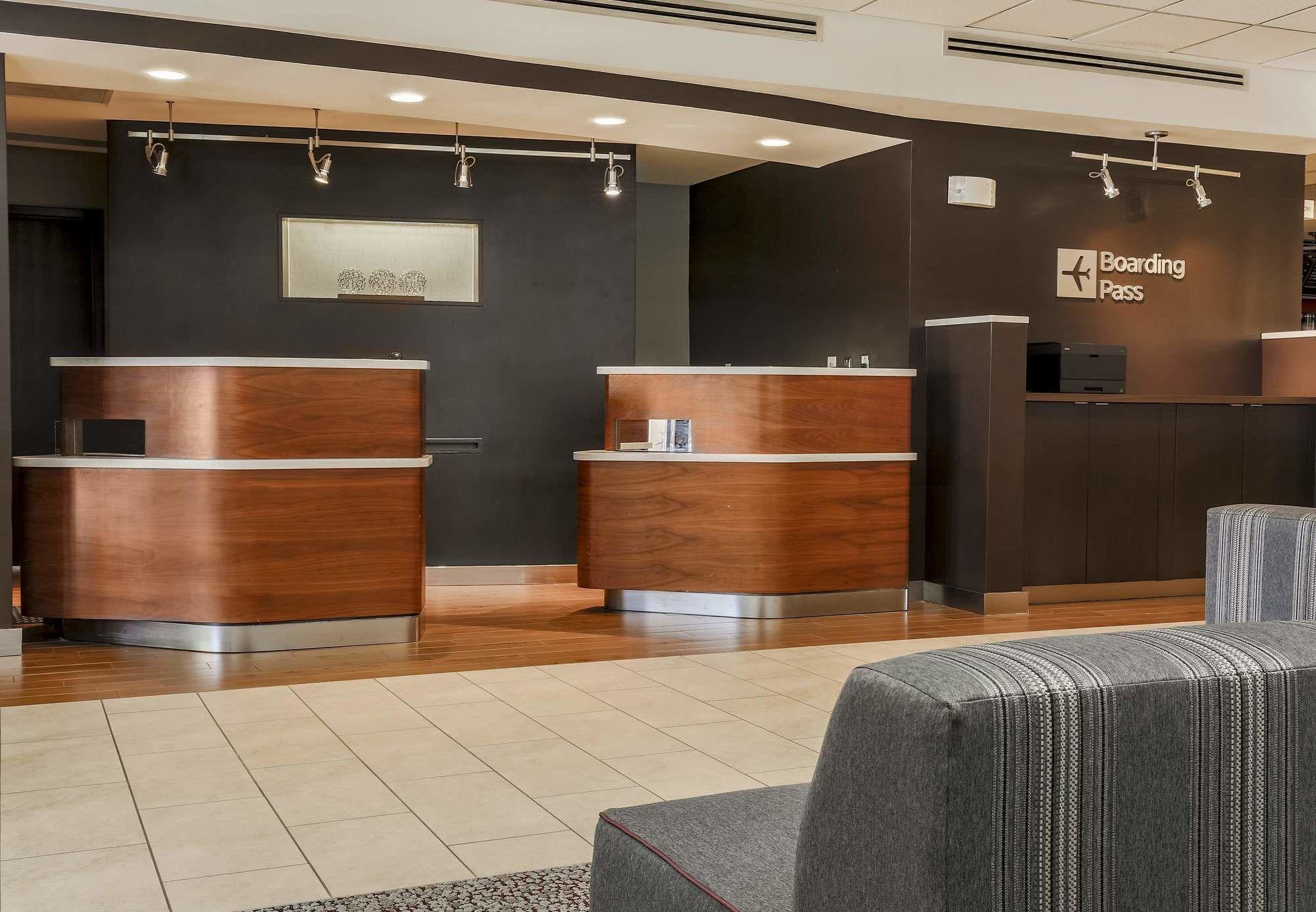 Courtyard By Marriott Orlando Lake Mary North Heathrow Exterior photo