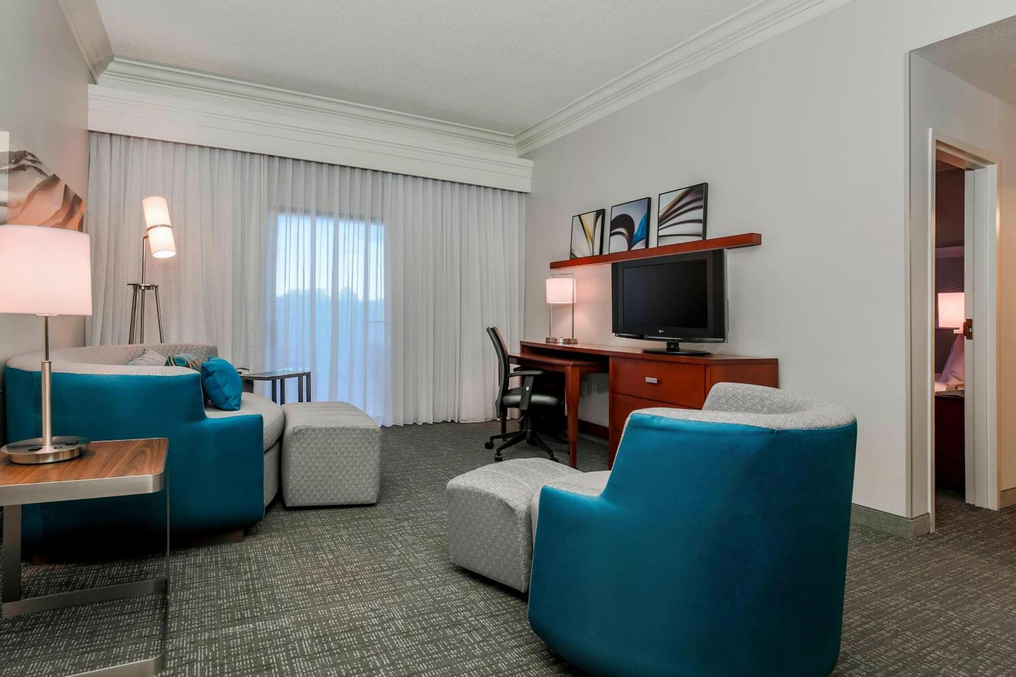 Courtyard By Marriott Orlando Lake Mary North Heathrow Exterior photo